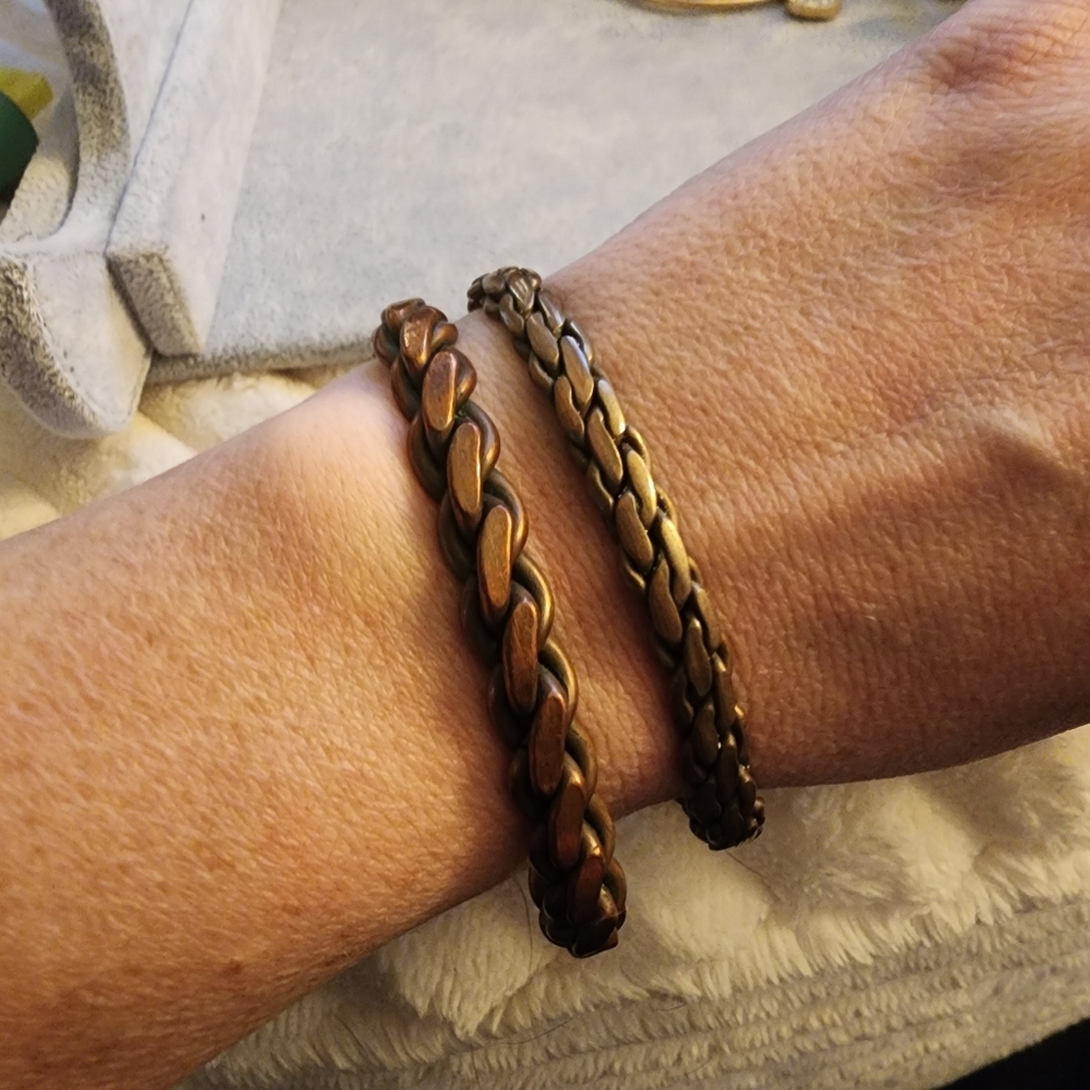 16 Cuff Bracelet Lot Vintage to Now Copper Costume Sarah Coventry Mary Kay Stack - Picture 9 of 16